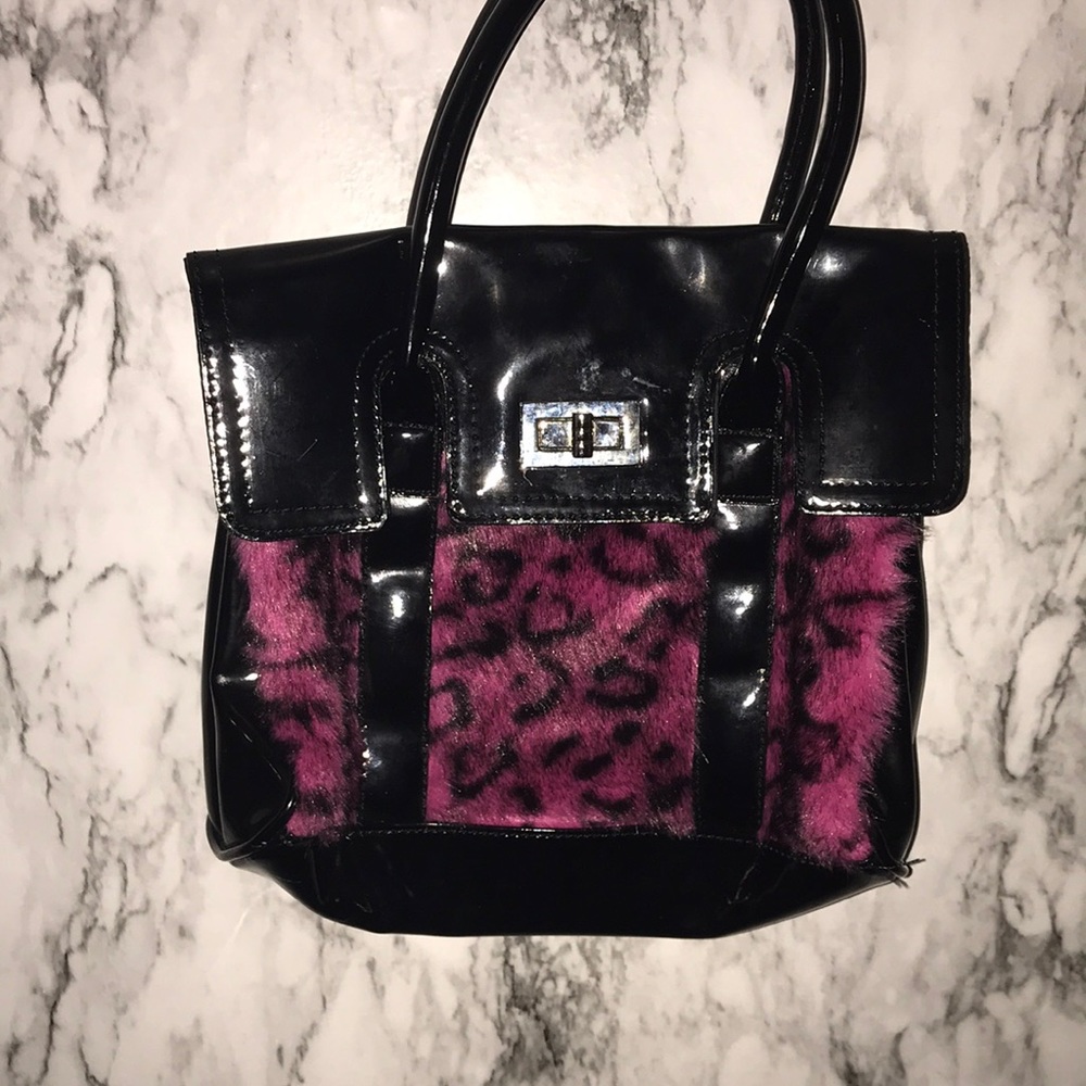 Claire’s purse